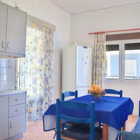 Semesterbostad Ritsa House *