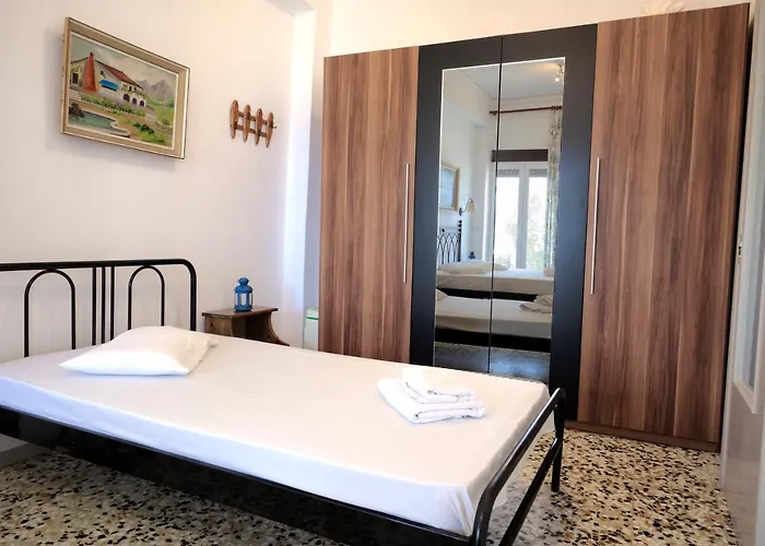 Ritsa House * أيّا إفيميا