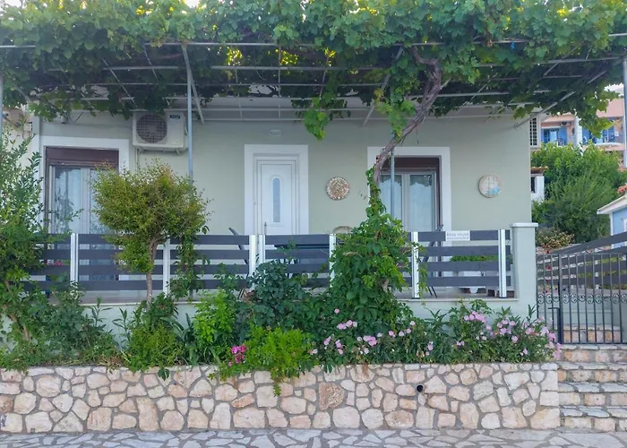 Ritsa House أيّا إفيميا